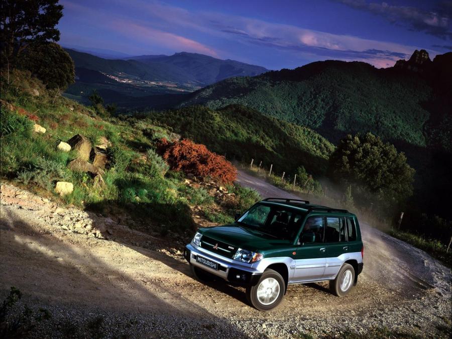  Mitsubishi Pajero Pinin 5-Door 1999 года  (фото 4 из 13)